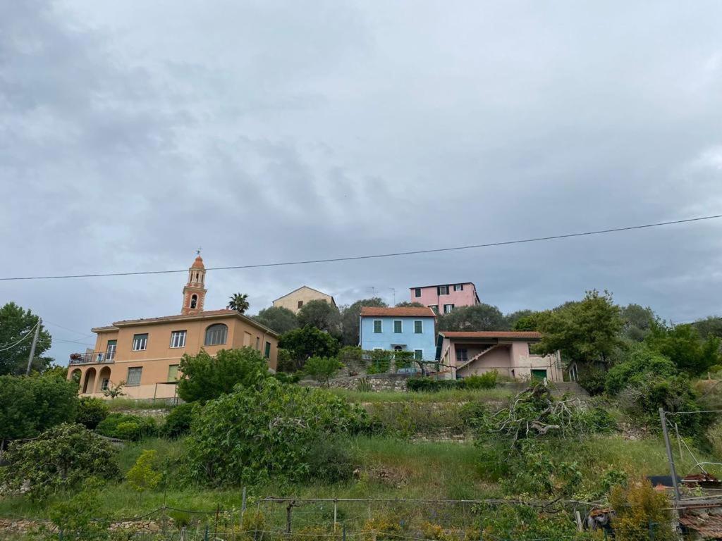 Casa Elvira Villa Imperia Exteriör bild