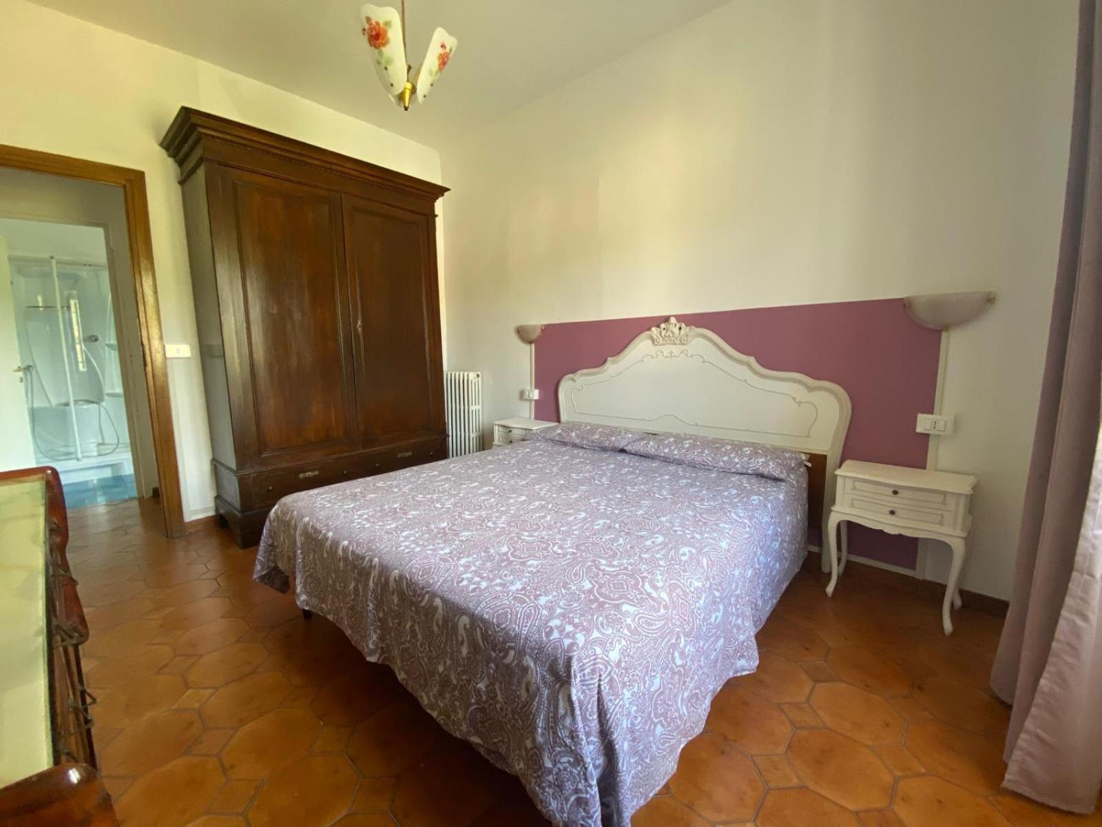 Casa Elvira Villa Imperia Exteriör bild