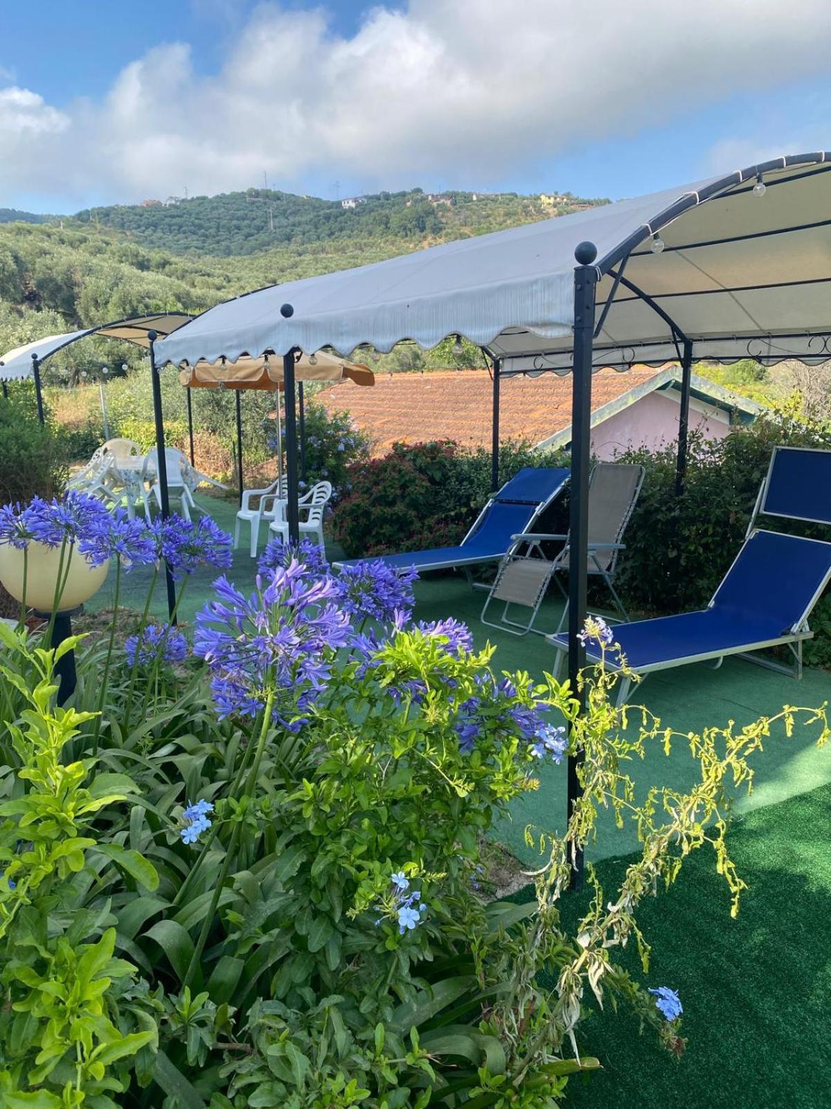 Casa Elvira Villa Imperia Exteriör bild